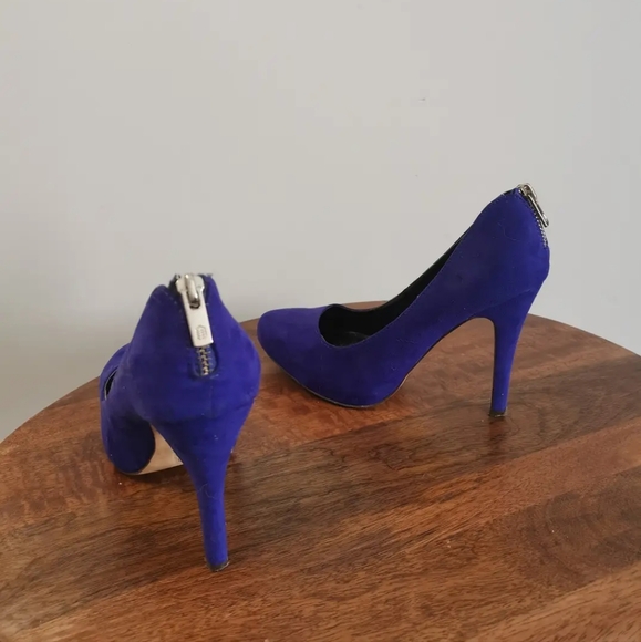 Purple Heels - Picture 2 of 3